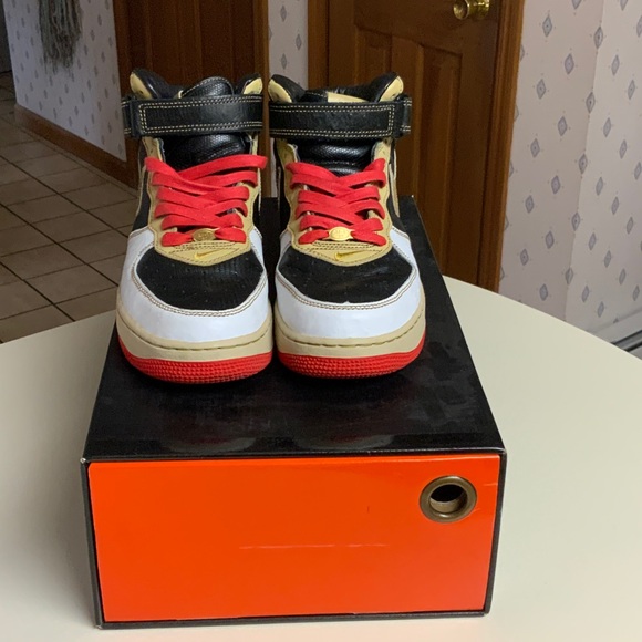 Custom Nike Air Force 1 Mid - Picture 1 of 10